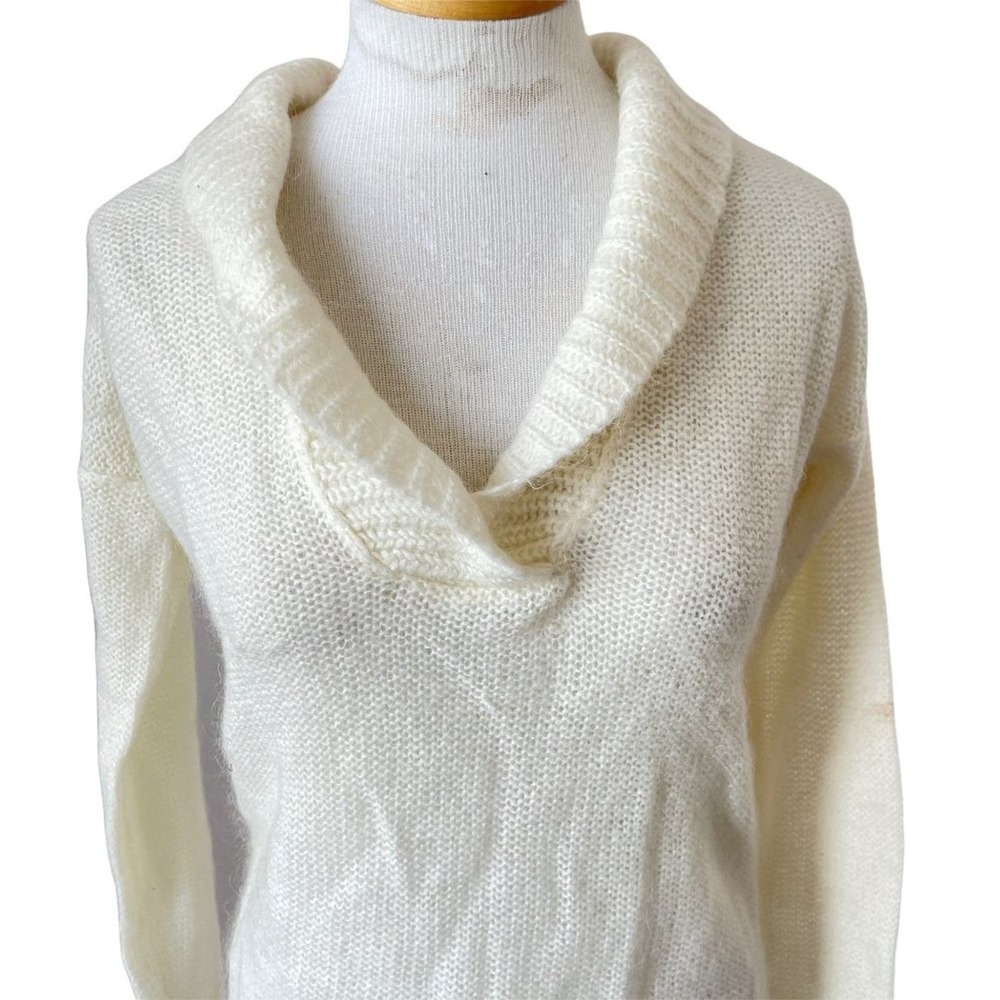 J Crew Sweater V Neck Mohair Wool Blend Cream Loose Knit Womens Size Small